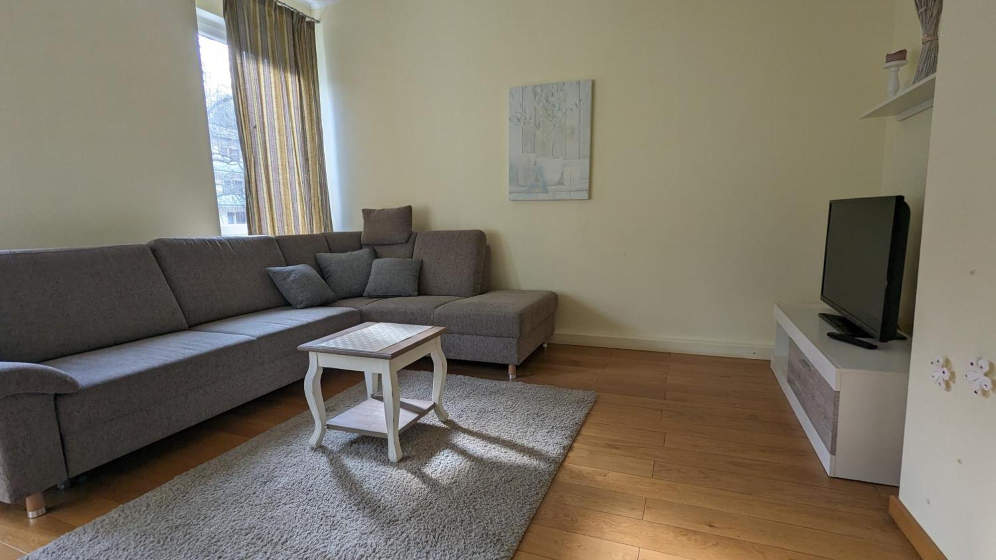 Sweet Apartment *